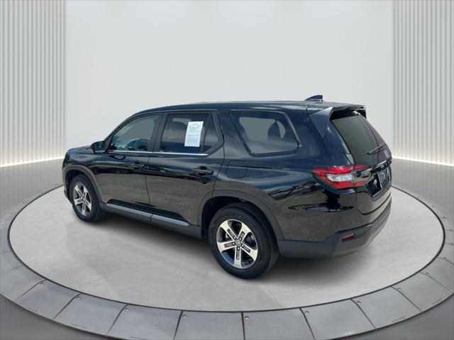 used 2025 Honda Pilot car, priced at $36,500