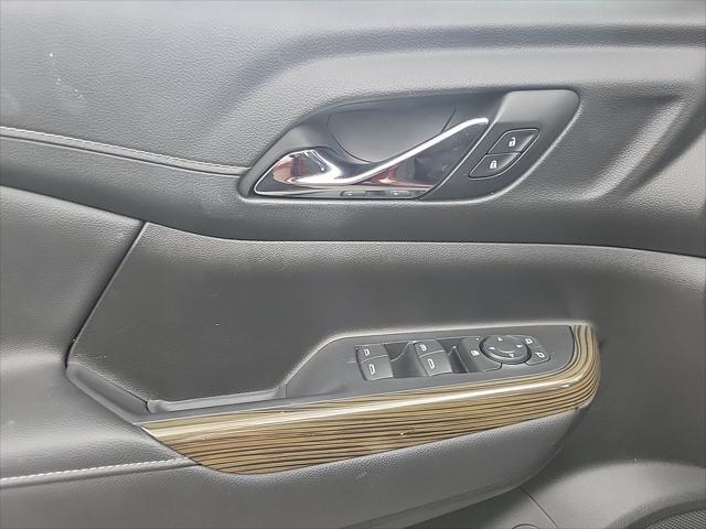used 2023 GMC Acadia car, priced at $28,700