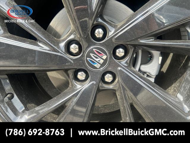 new 2025 Buick Envision car, priced at $38,674