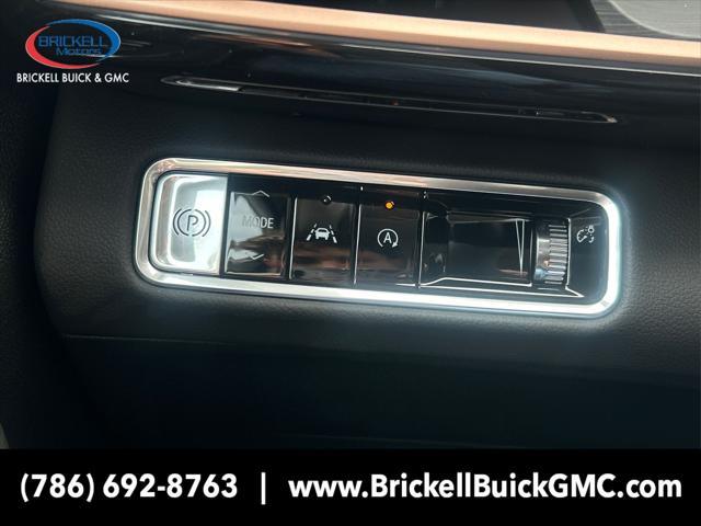 new 2025 Buick Envision car, priced at $38,674