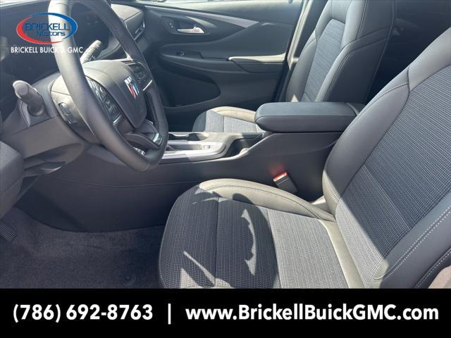 new 2025 Buick Envista car, priced at $26,136