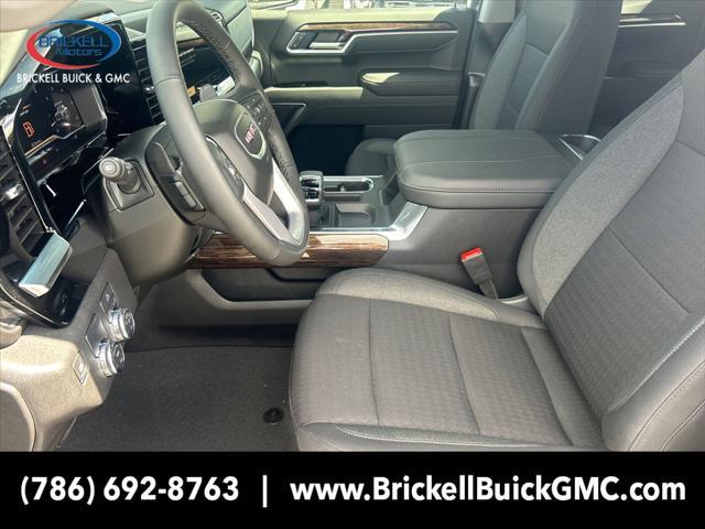new 2025 GMC Sierra 1500 car, priced at $52,085