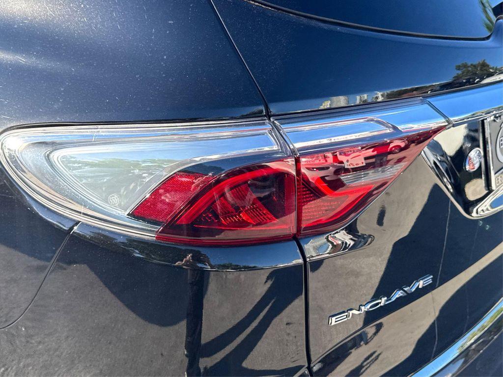 used 2024 Buick Enclave car, priced at $31,000
