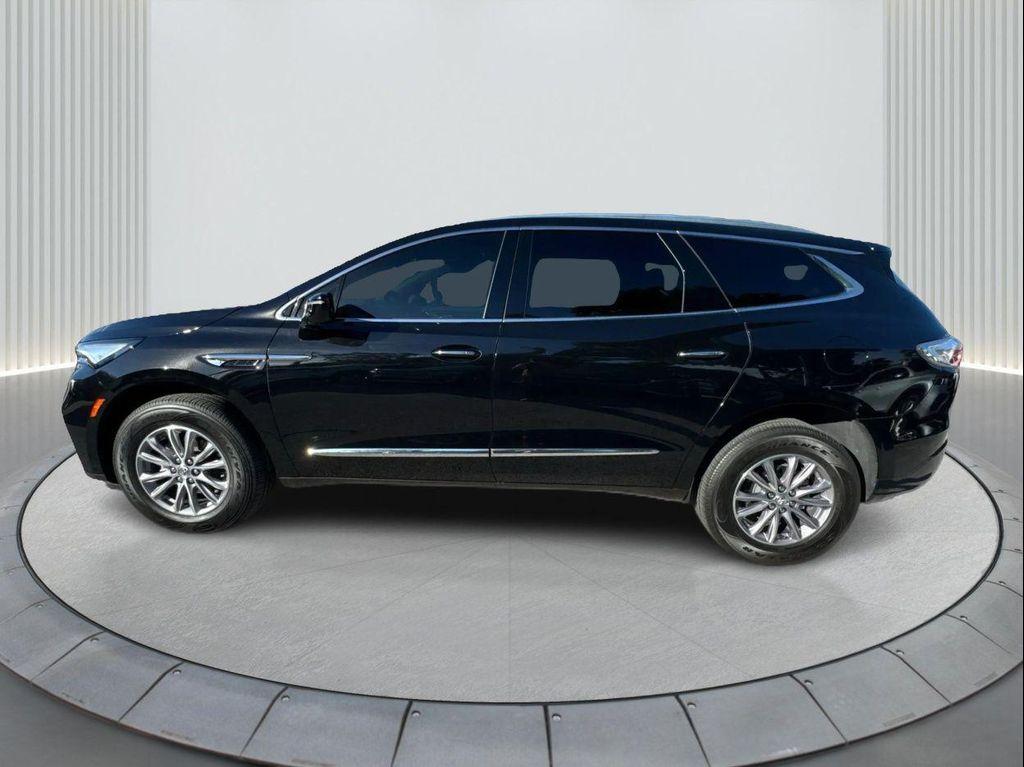 used 2024 Buick Enclave car, priced at $31,000