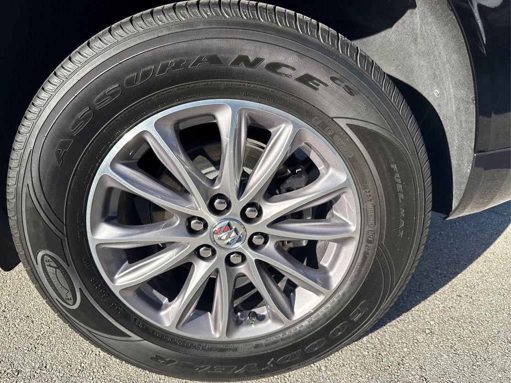 used 2024 Buick Enclave car, priced at $31,000