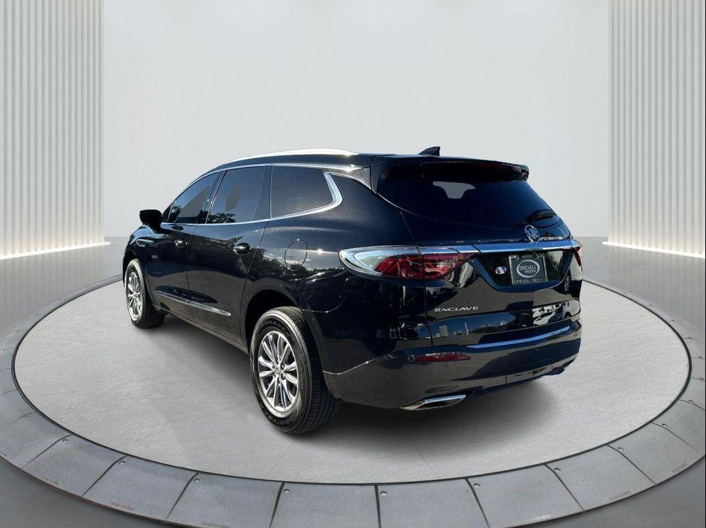 used 2024 Buick Enclave car, priced at $31,000