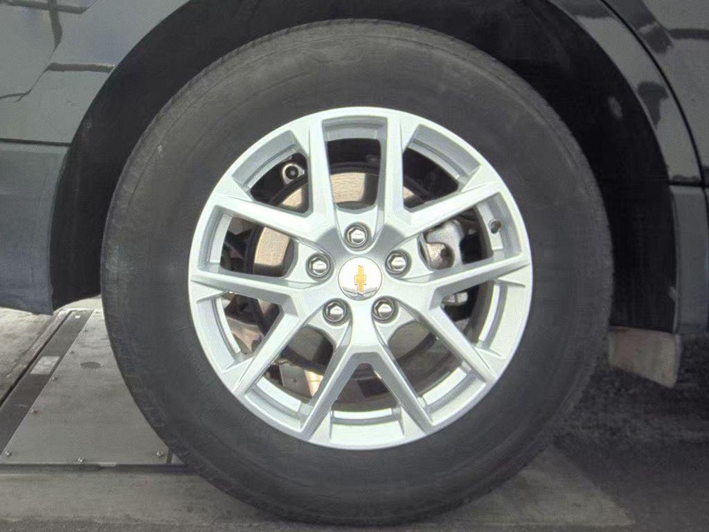 used 2024 Chevrolet Equinox car, priced at $22,000