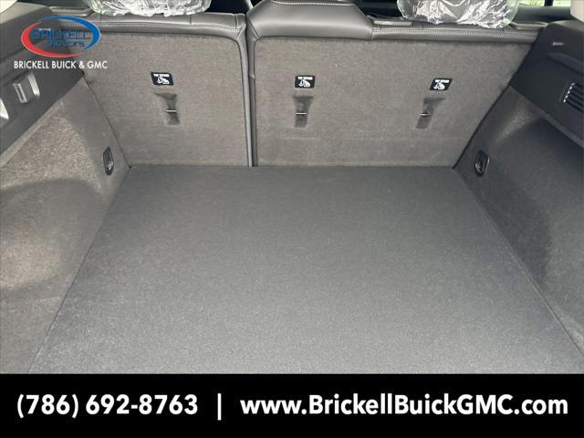 new 2025 Buick Envision car, priced at $35,498