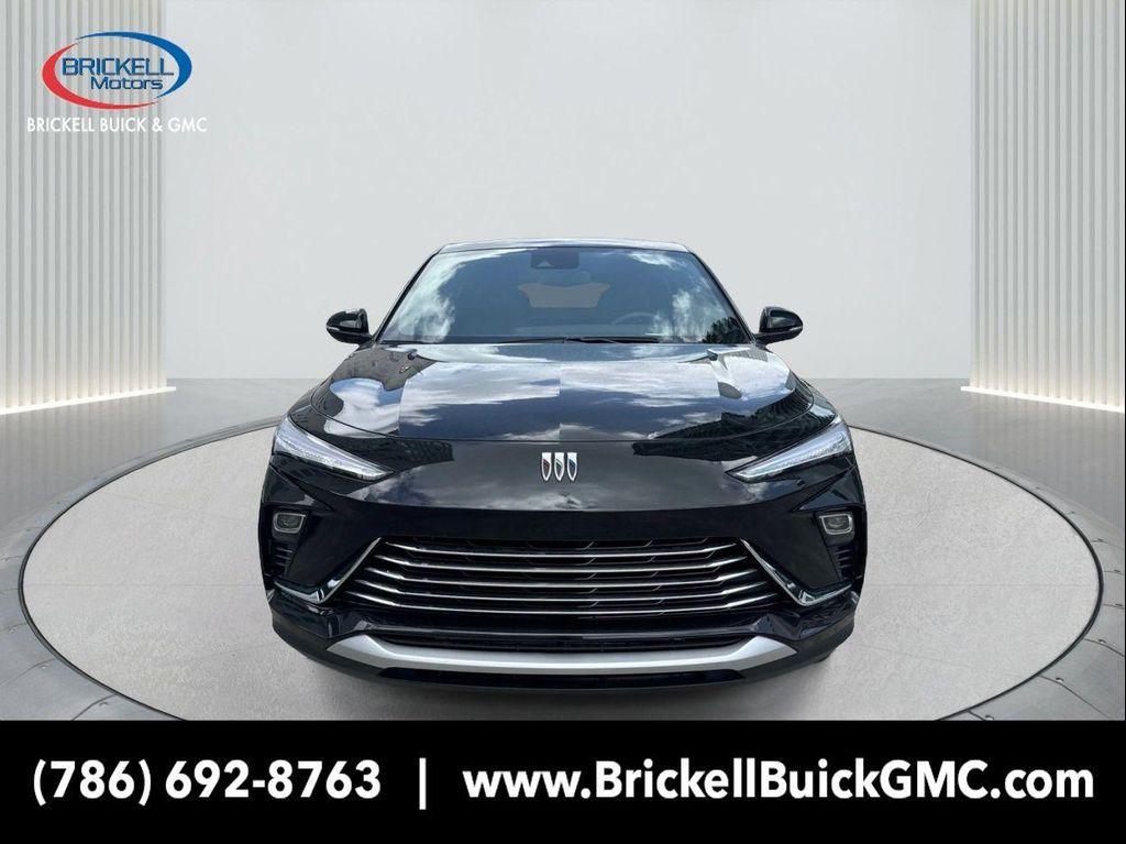 new 2025 Buick Envista car, priced at $23,642