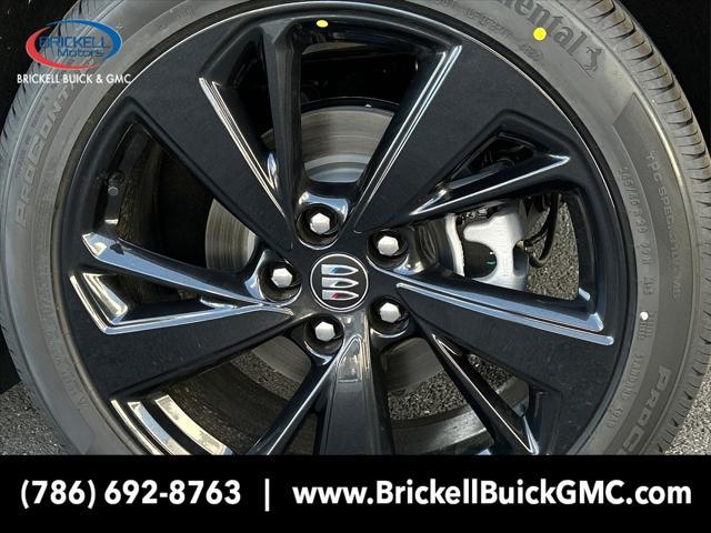 new 2025 Buick Envision car, priced at $37,283