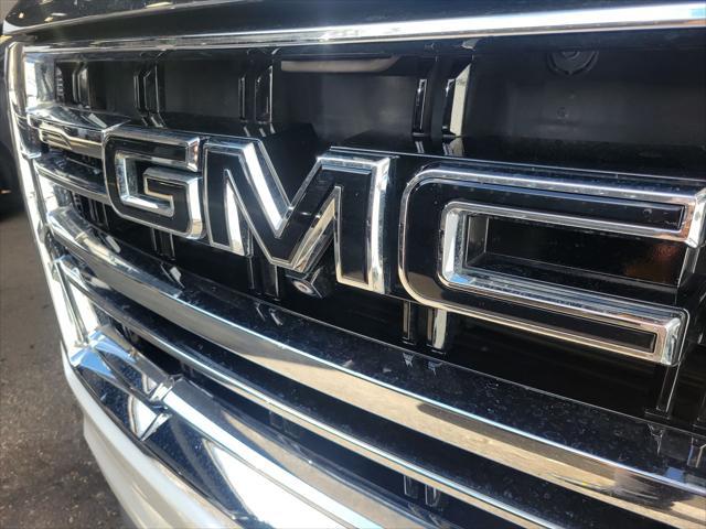 used 2022 GMC Yukon XL car, priced at $54,500