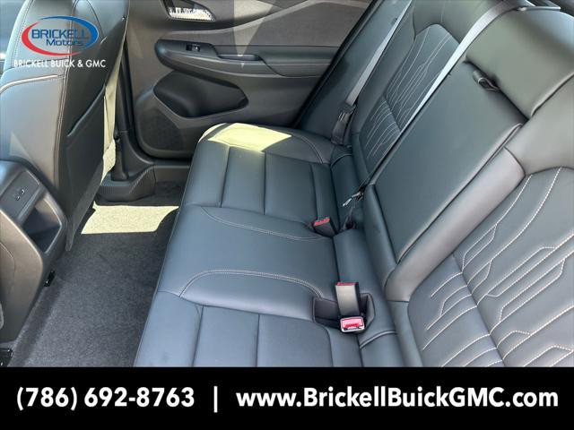new 2025 Buick Envista car, priced at $28,447