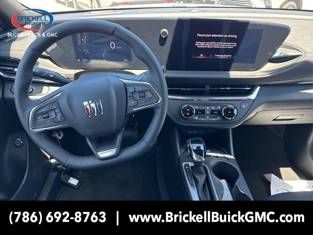 new 2025 Buick Envista car, priced at $22,676