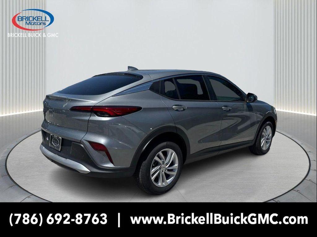 new 2025 Buick Envista car, priced at $22,676