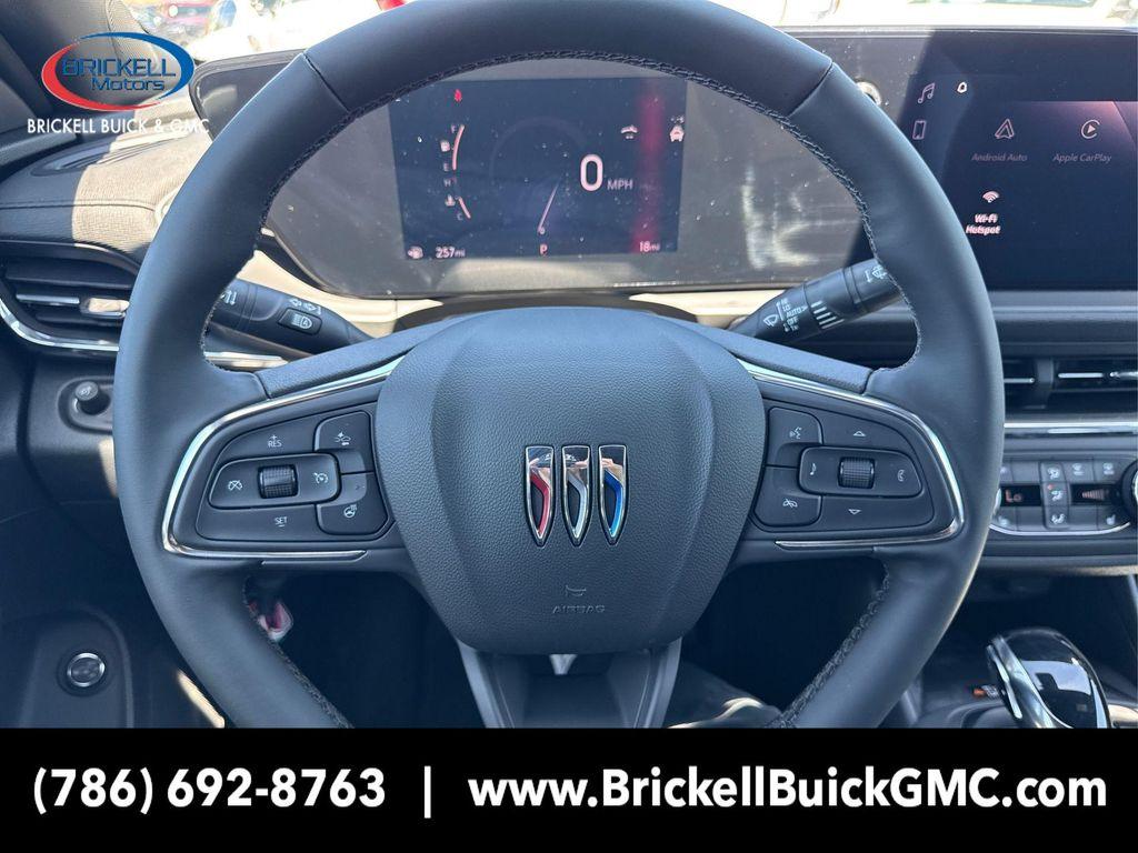 new 2025 Buick Envista car, priced at $22,676