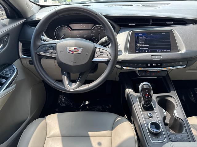 used 2022 Cadillac XT4 car, priced at $28,000