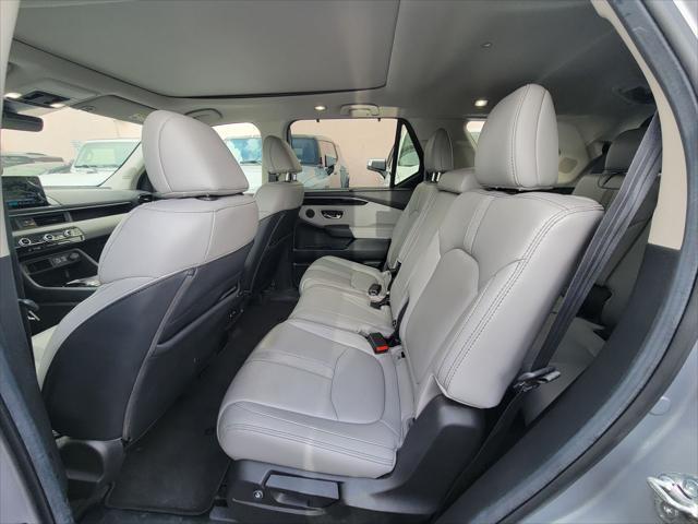 used 2025 Honda Pilot car, priced at $44,000