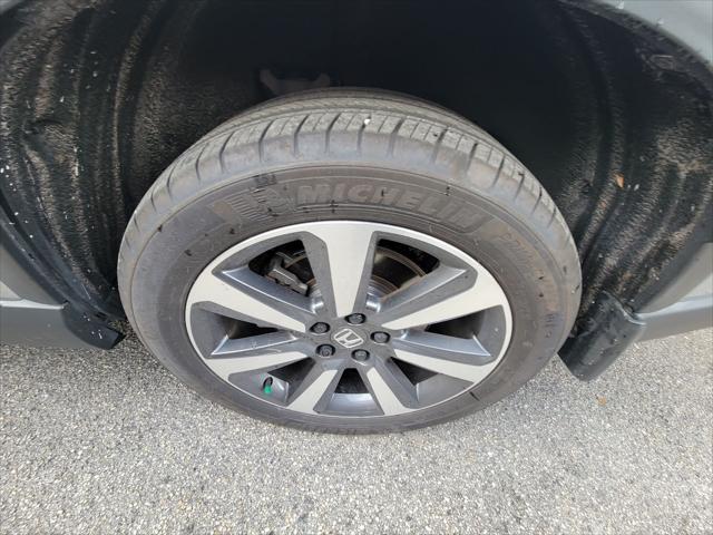 used 2025 Honda Pilot car, priced at $44,000