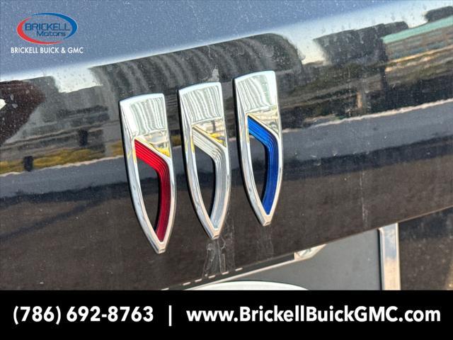 new 2025 Buick Envision car, priced at $35,958