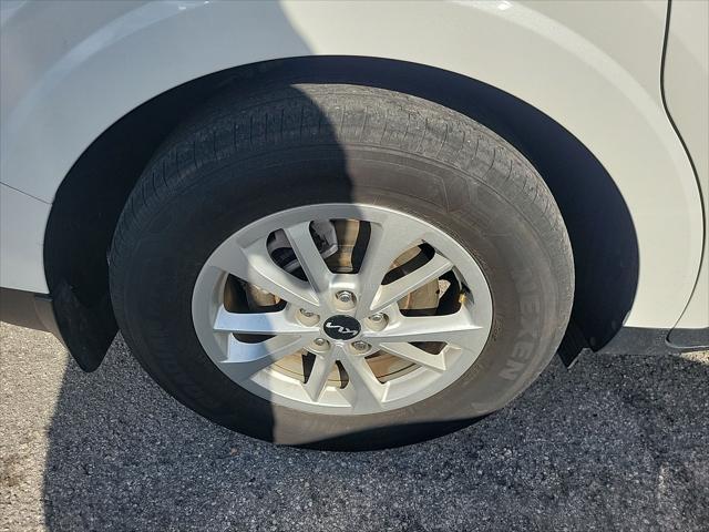 used 2024 Kia Carnival car, priced at $35,990