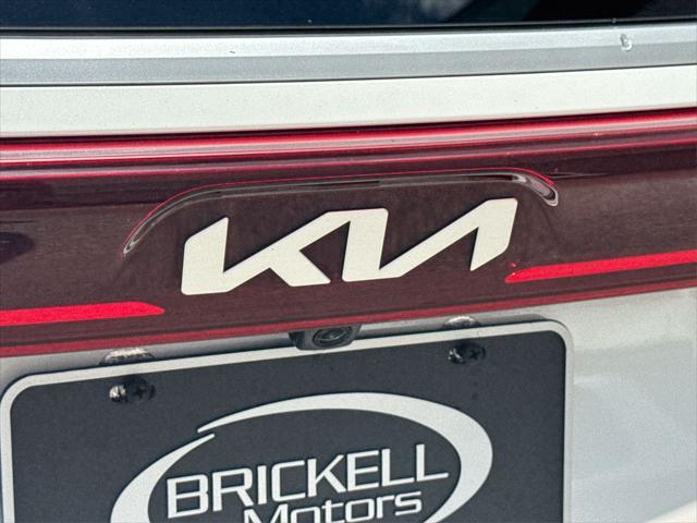 used 2024 Kia Carnival car, priced at $30,200