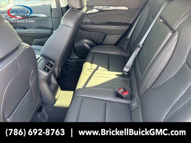 new 2025 Buick Envision car, priced at $36,907