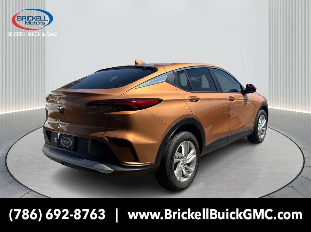 new 2025 Buick Envista car, priced at $22,676