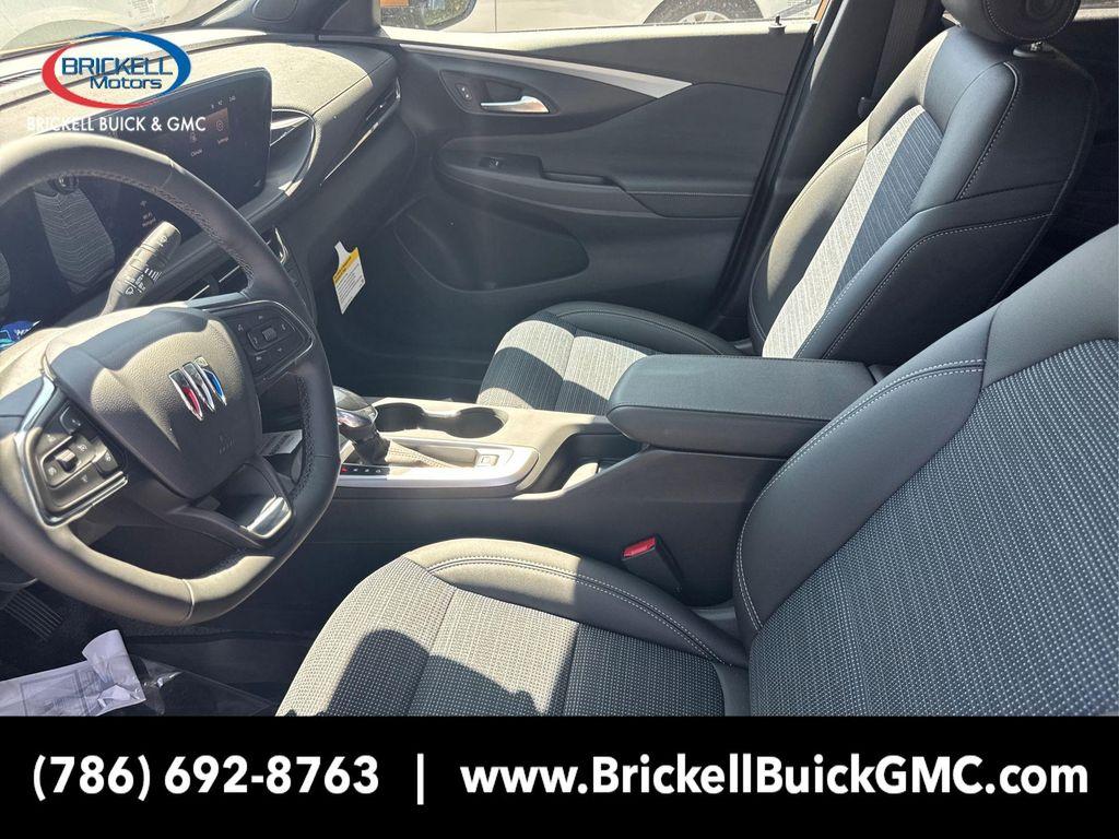 new 2025 Buick Envista car, priced at $22,676