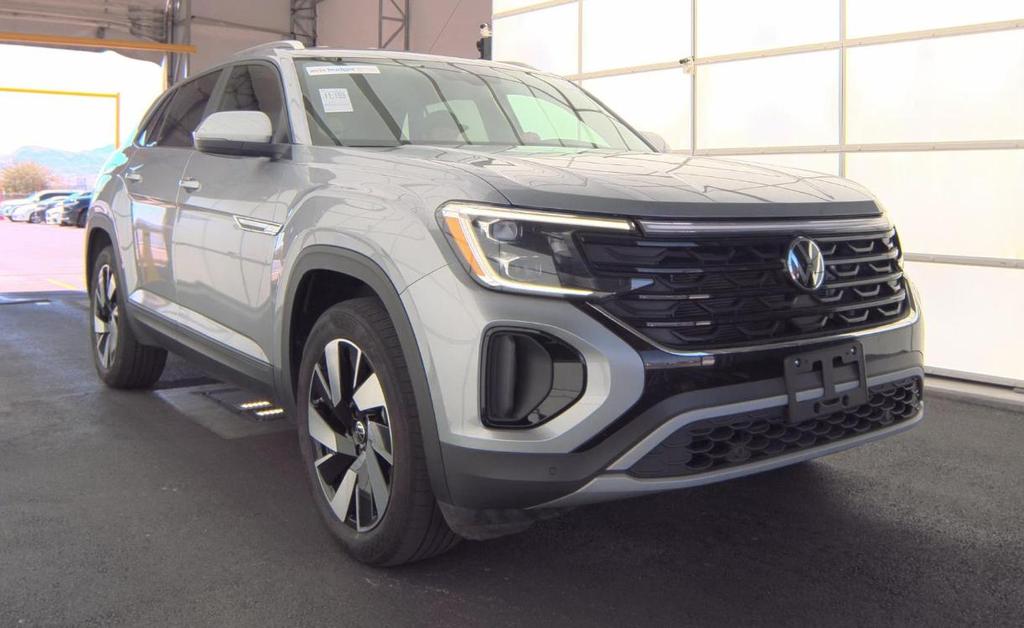 used 2024 Volkswagen Atlas Cross Sport car, priced at $32,000