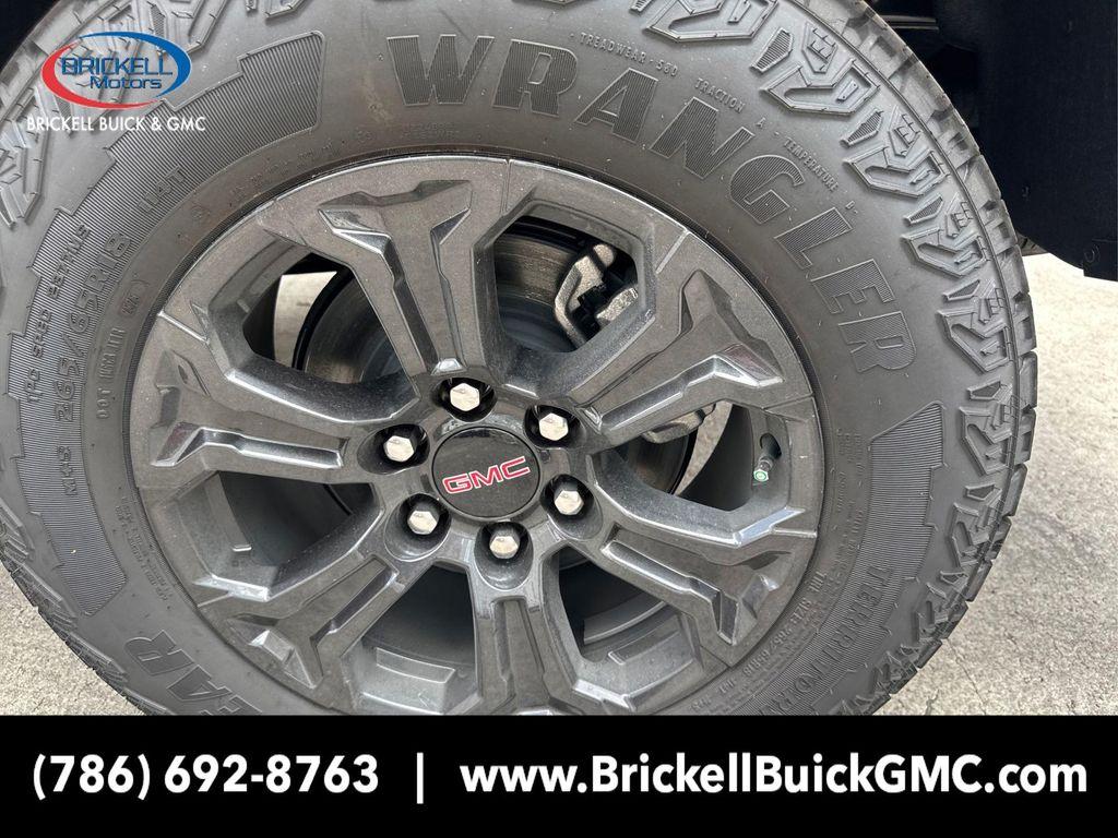 new 2025 GMC Canyon car, priced at $40,590
