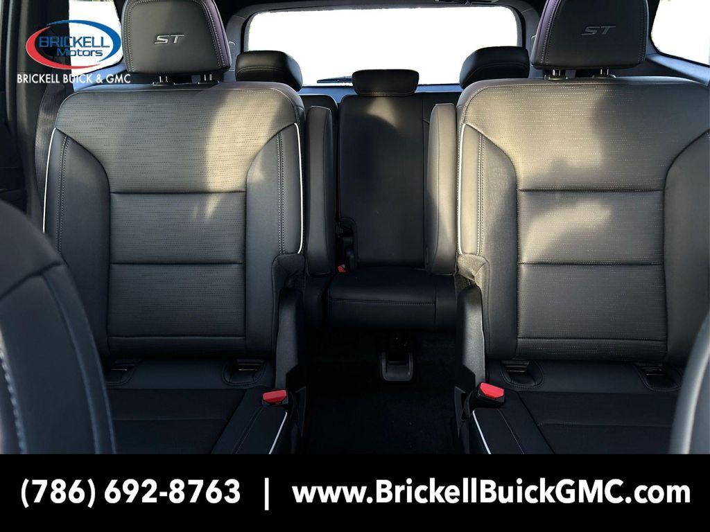 new 2025 Buick Enclave car, priced at $46,724