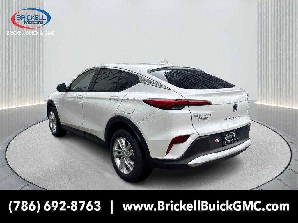 new 2025 Buick Envista car, priced at $22,676