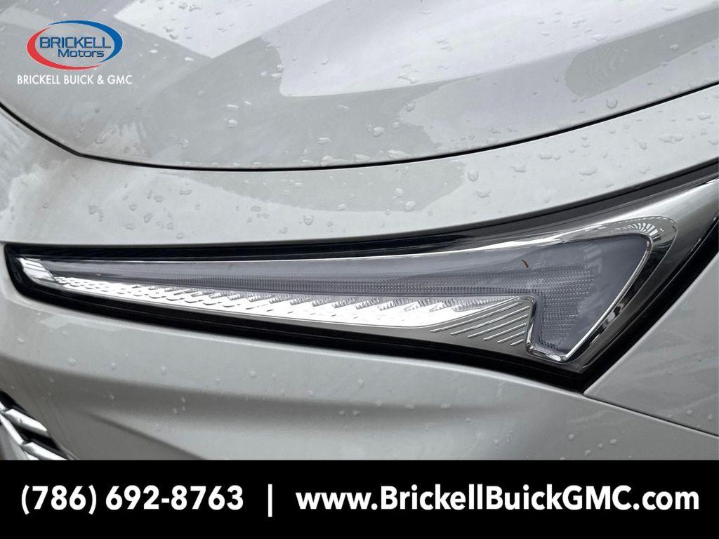 new 2025 Buick Envista car, priced at $22,676