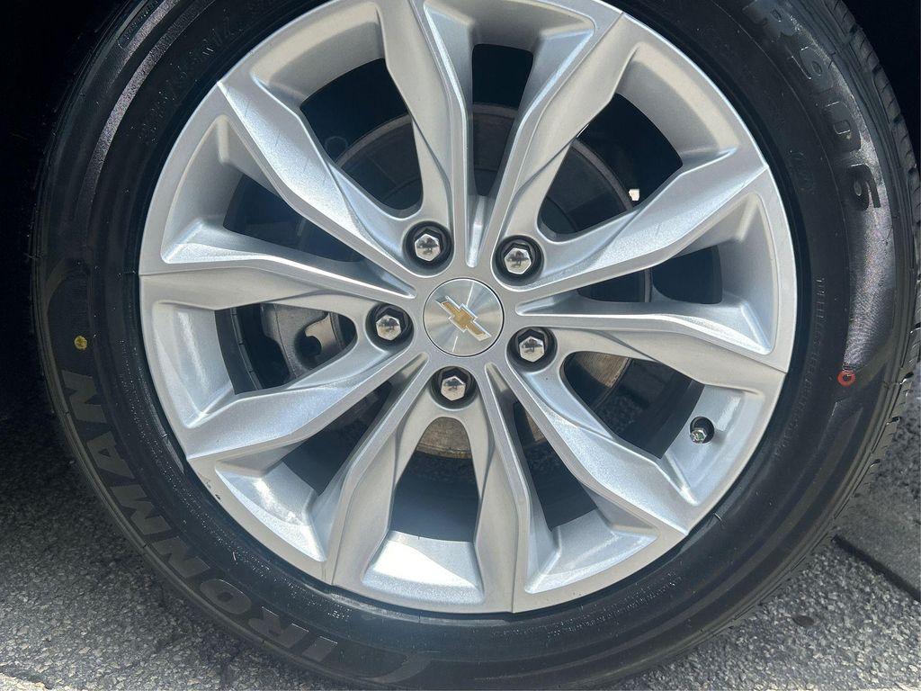 used 2023 Chevrolet Malibu car, priced at $14,700