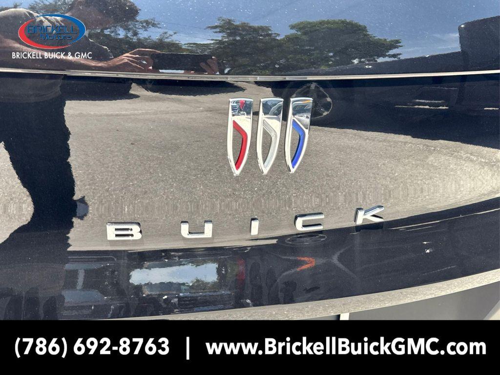 new 2025 Buick Envista car, priced at $23,121