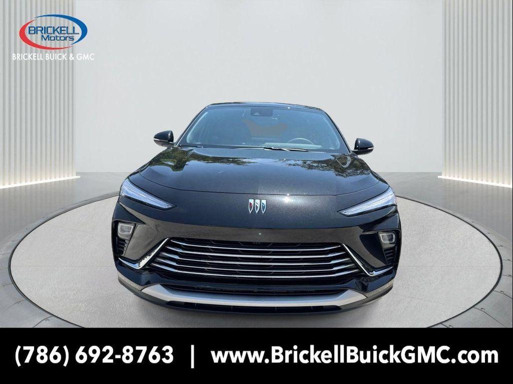 new 2025 Buick Envista car, priced at $23,121