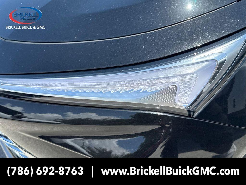 new 2025 Buick Envista car, priced at $23,121