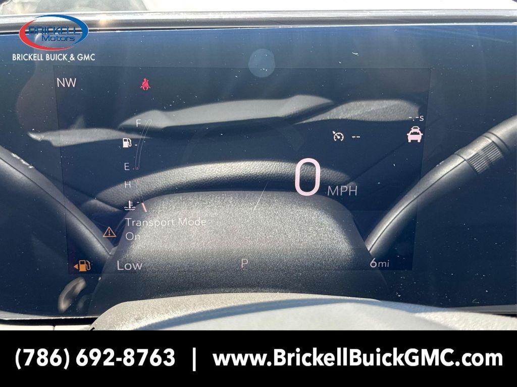 new 2025 Buick Envista car, priced at $23,121