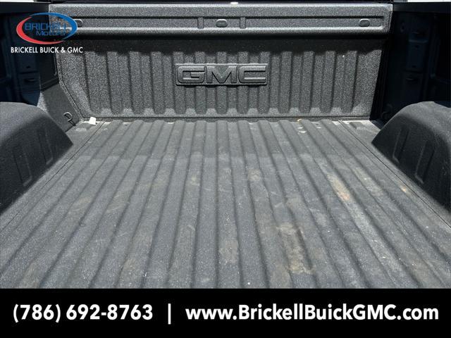 new 2025 GMC Sierra 1500 car, priced at $56,285