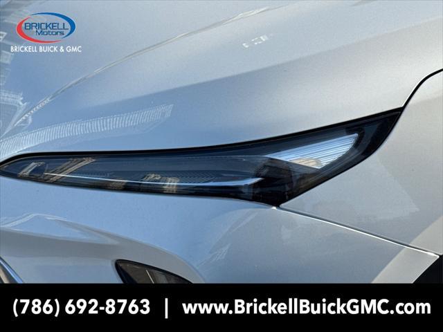 new 2025 Buick Envision car, priced at $35,888