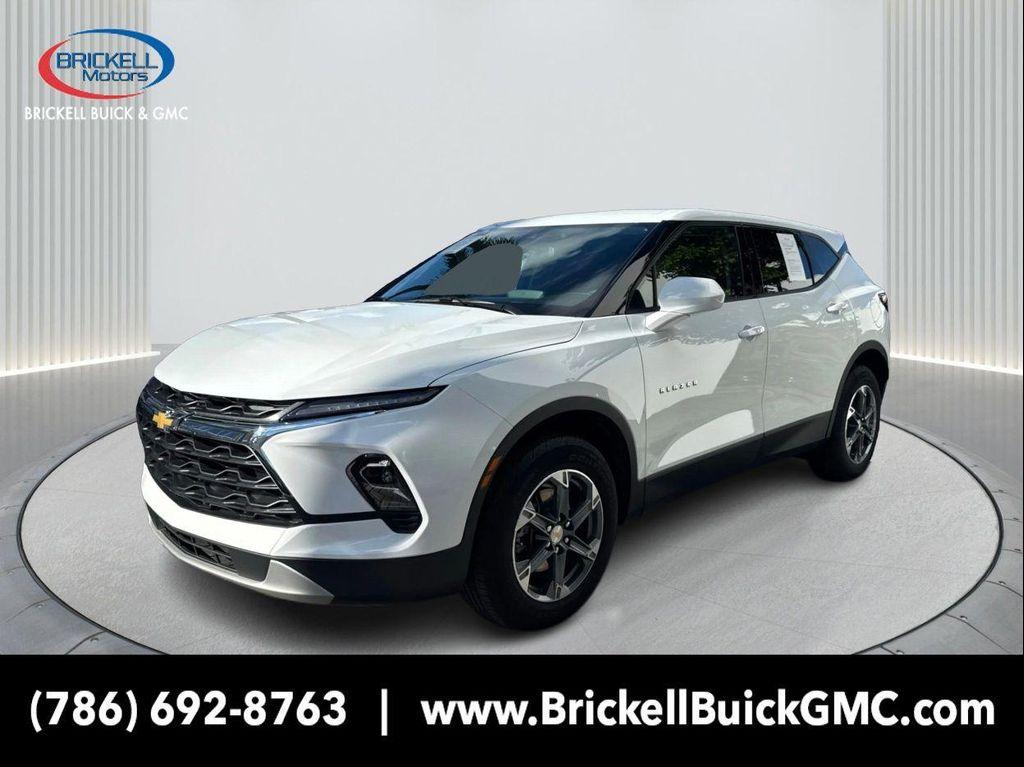 used 2025 Chevrolet Blazer car, priced at $24,900