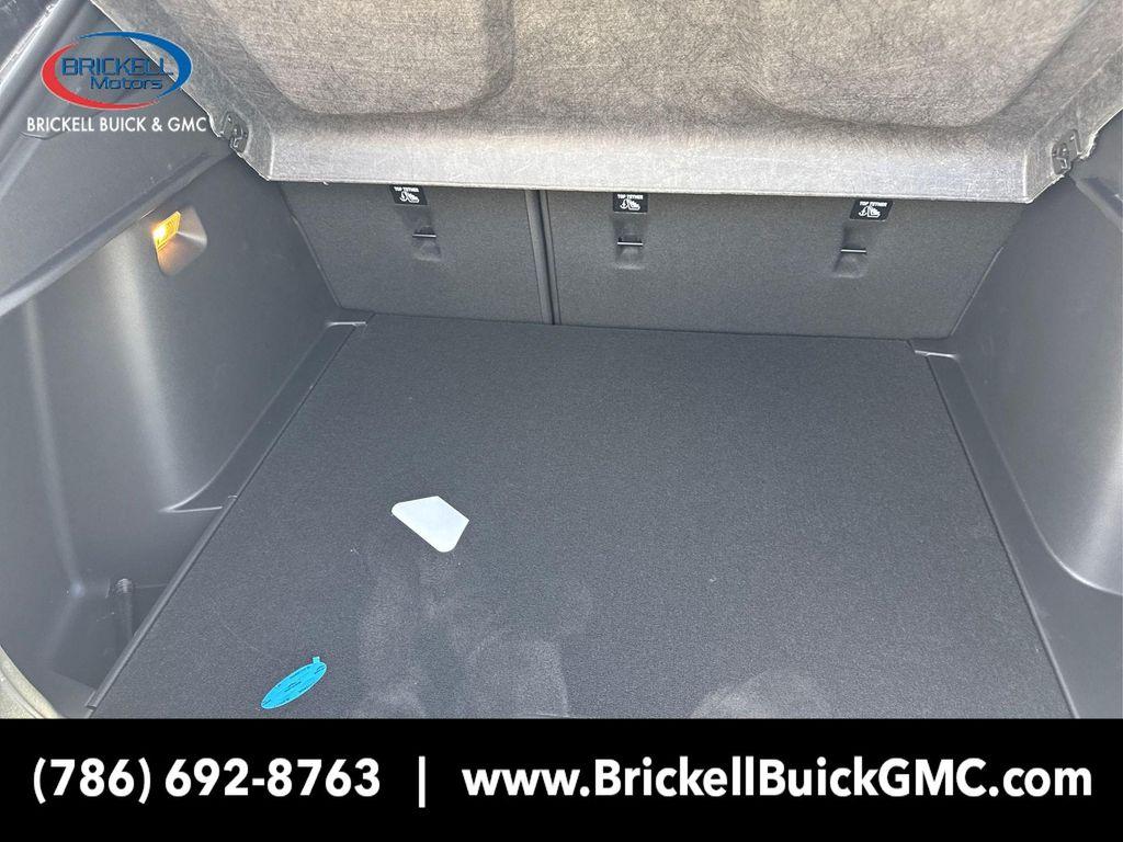 new 2025 Buick Envista car, priced at $24,552