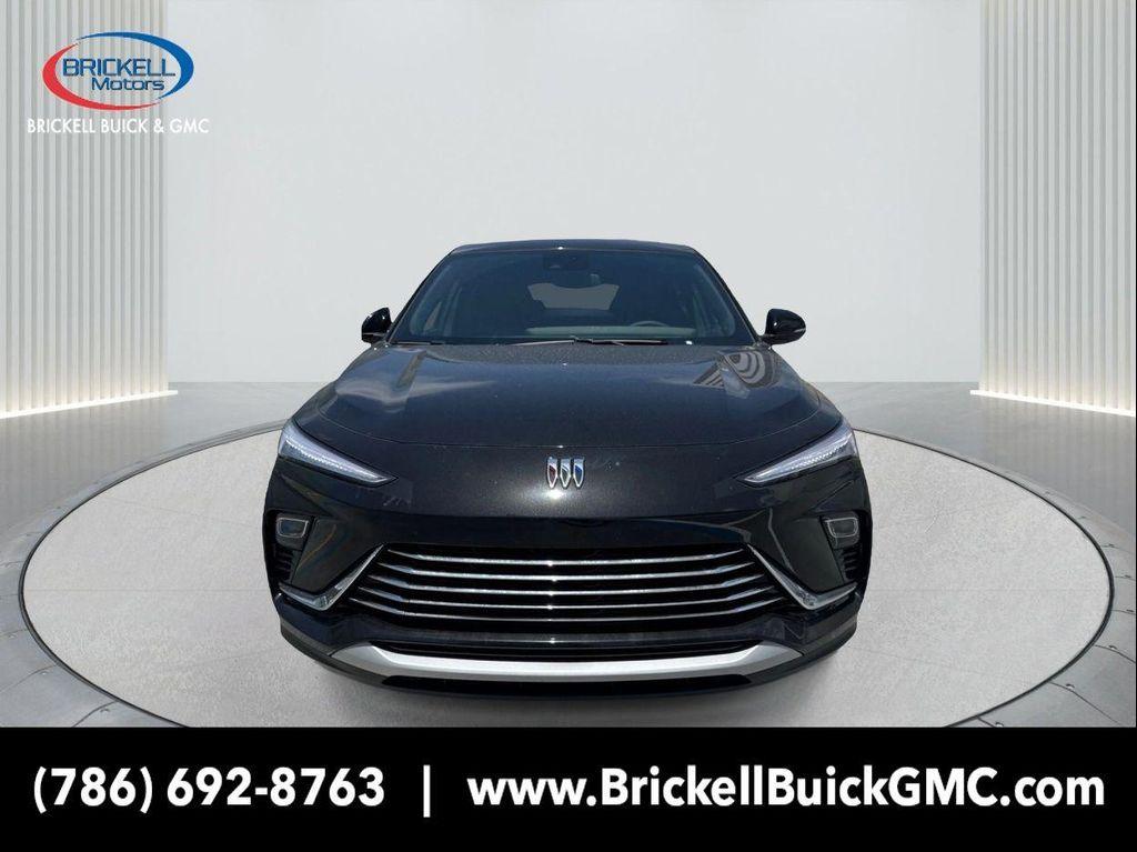 new 2025 Buick Envista car, priced at $24,552