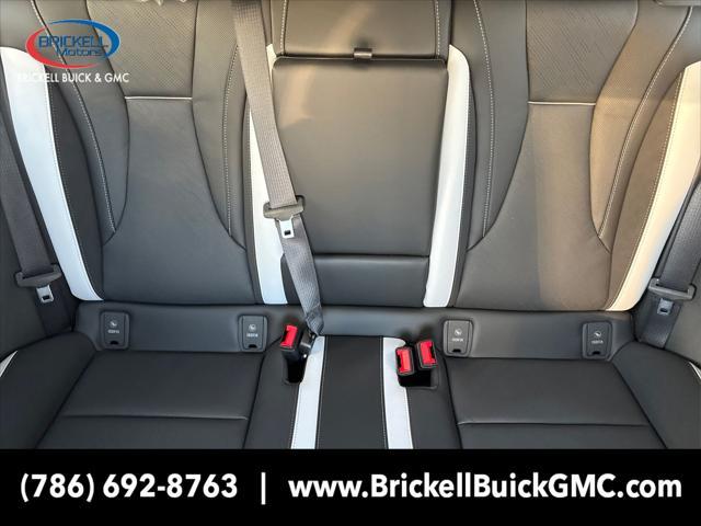 new 2025 Buick Envision car, priced at $38,674