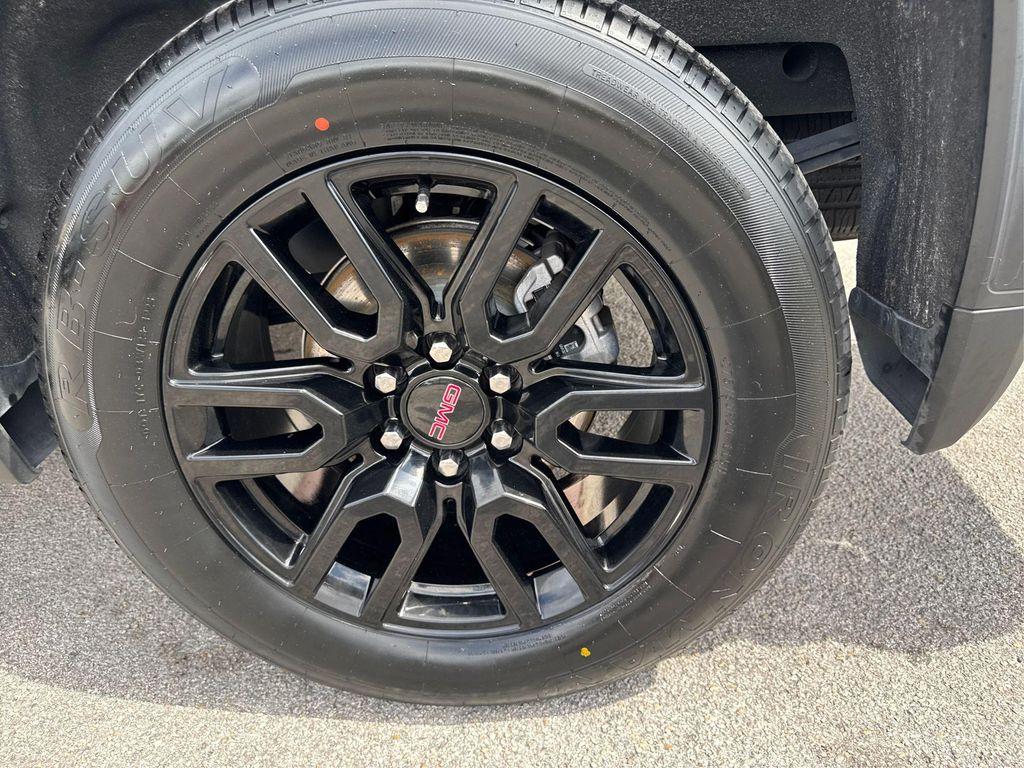 used 2022 GMC Sierra 1500 car, priced at $40,200