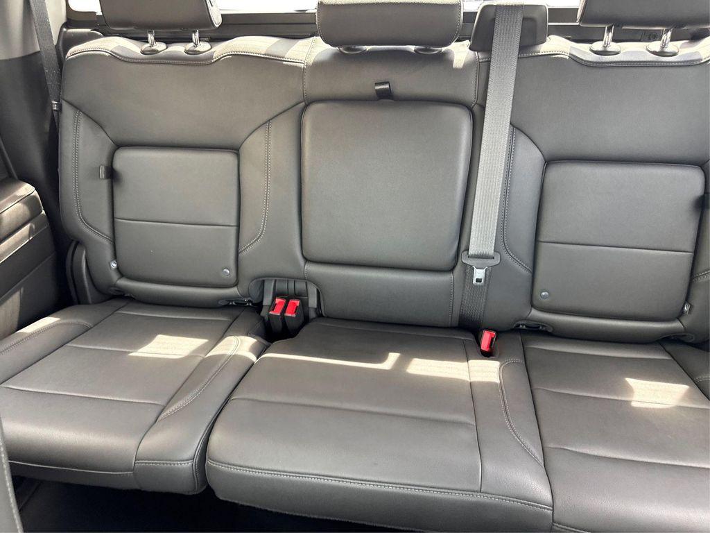 used 2022 GMC Sierra 1500 car, priced at $40,200