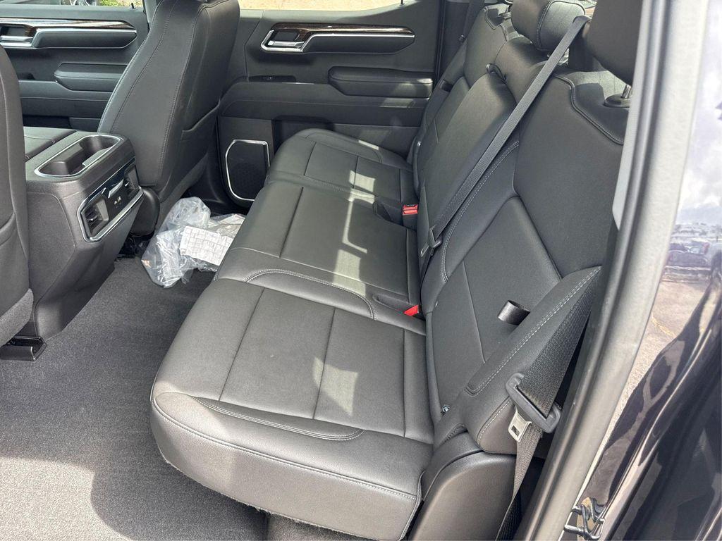 used 2022 GMC Sierra 1500 car, priced at $40,200