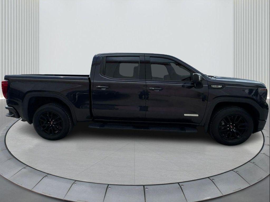 used 2022 GMC Sierra 1500 car, priced at $40,200