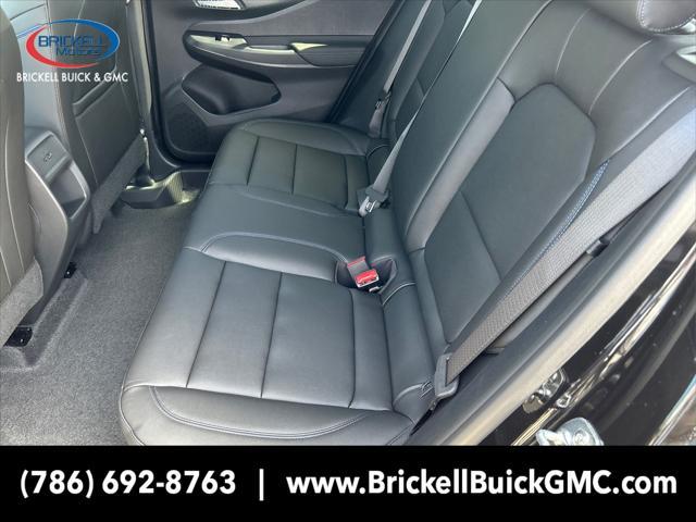 new 2025 Buick Envista car, priced at $27,928