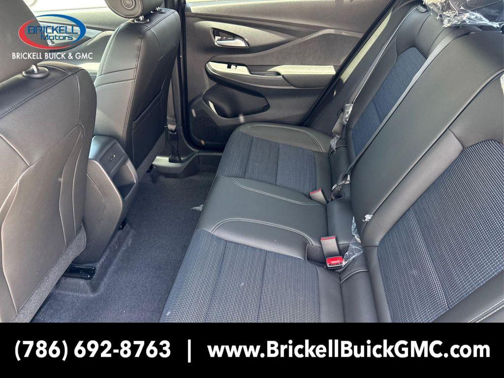 new 2025 Buick Envista car, priced at $24,552